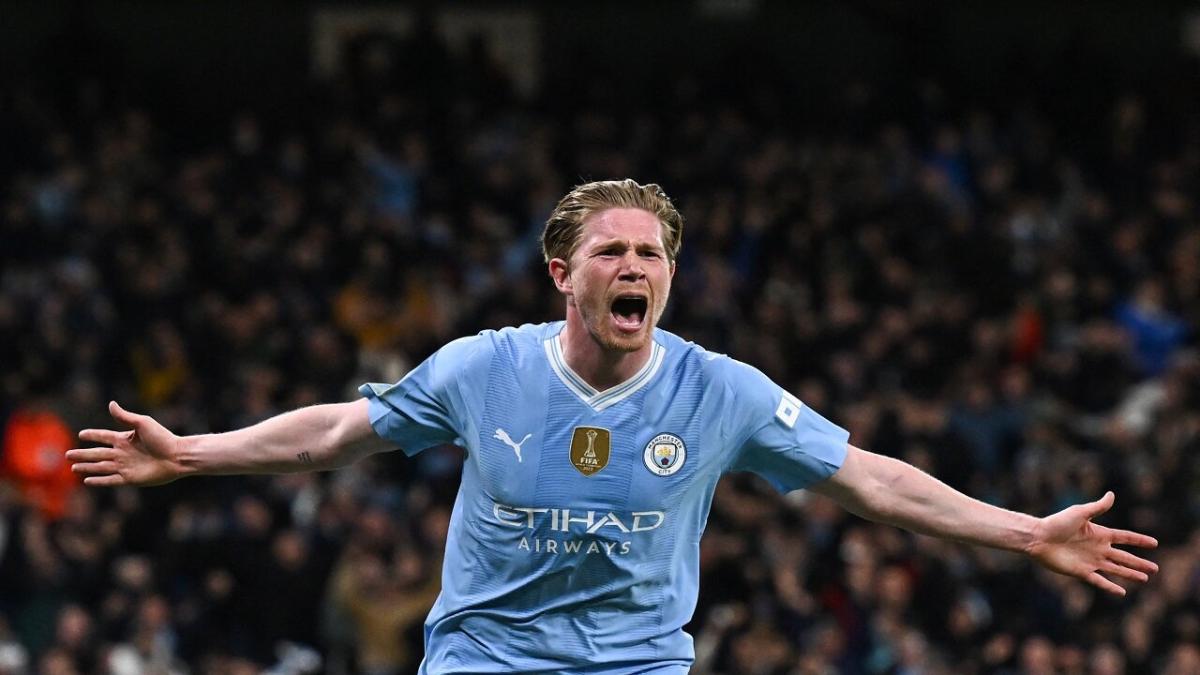 Kevin Bruyne playing for Premier League champions Manchester City